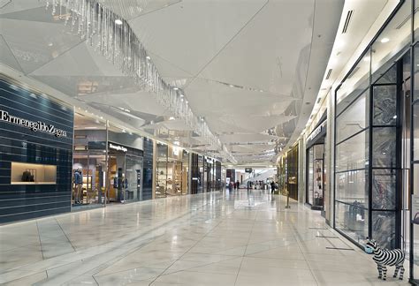 sandton city mall diamond walk.